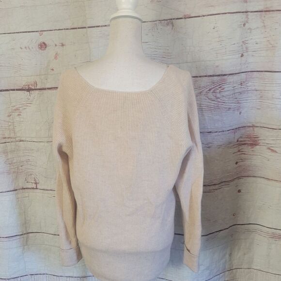Sundance Cashmere Sweater Size Medium NWT - Picture 2 of 6